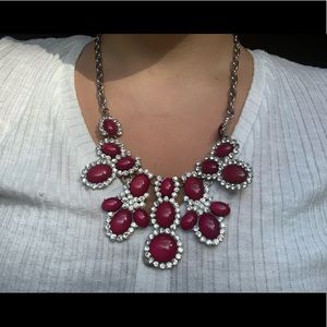 Women’s statement piece necklace